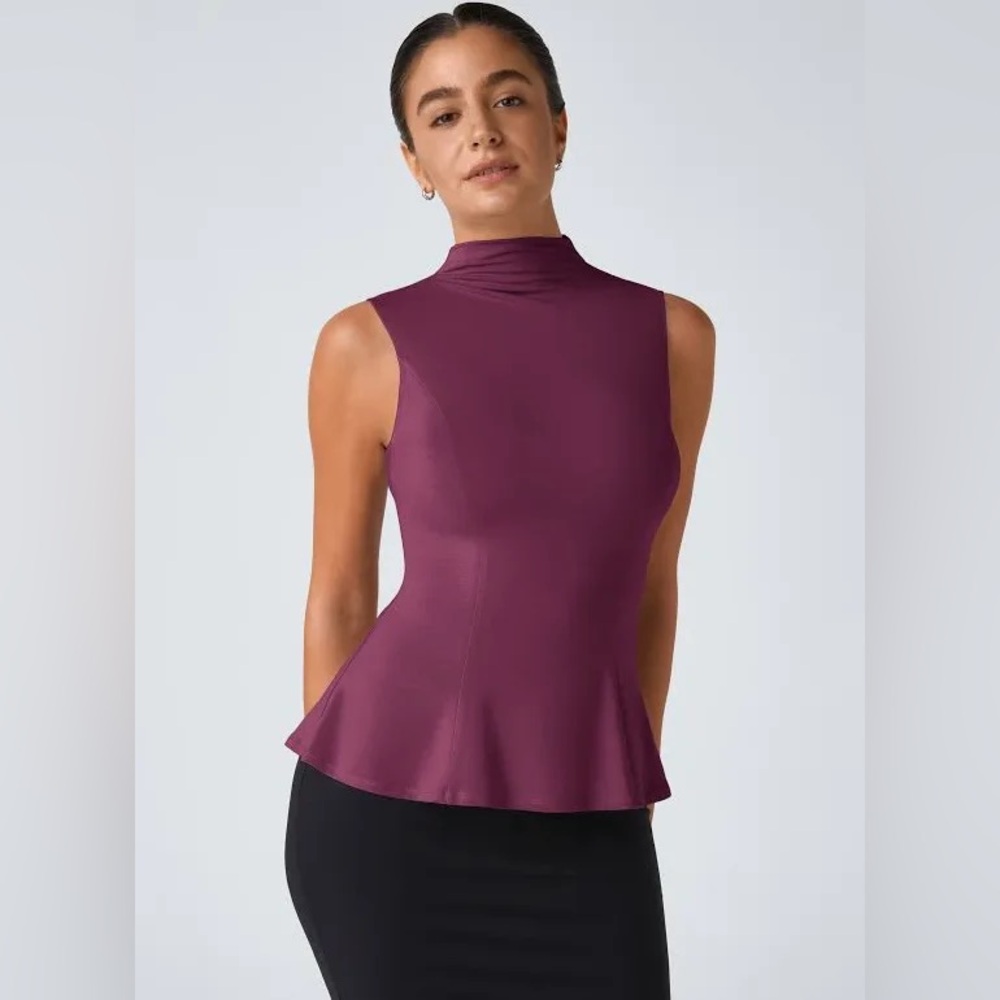 HALARA Plum Sleeveless Peplum Top